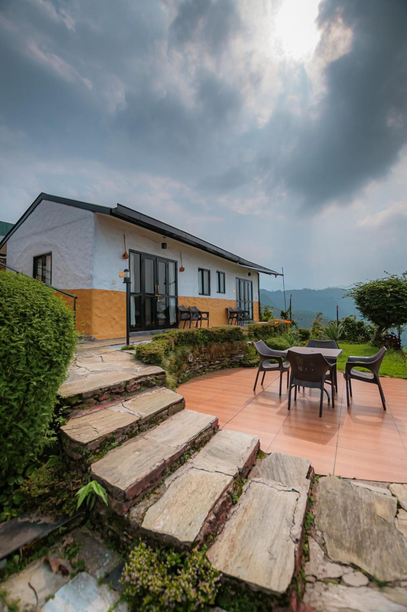 Raniban Retreat Hotel Pokhara Exterior photo