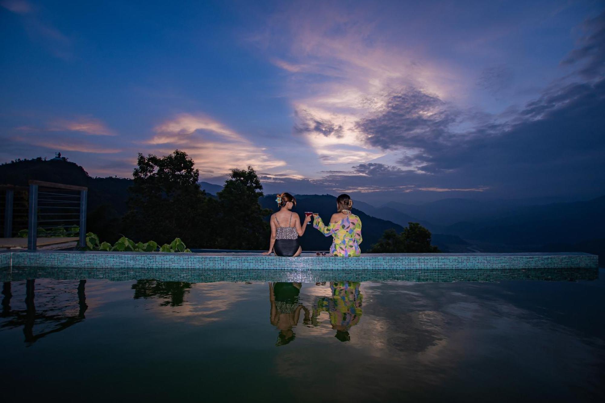 Raniban Retreat Hotel Pokhara Exterior photo